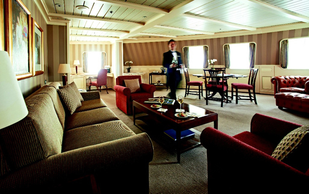 cruiseline_7