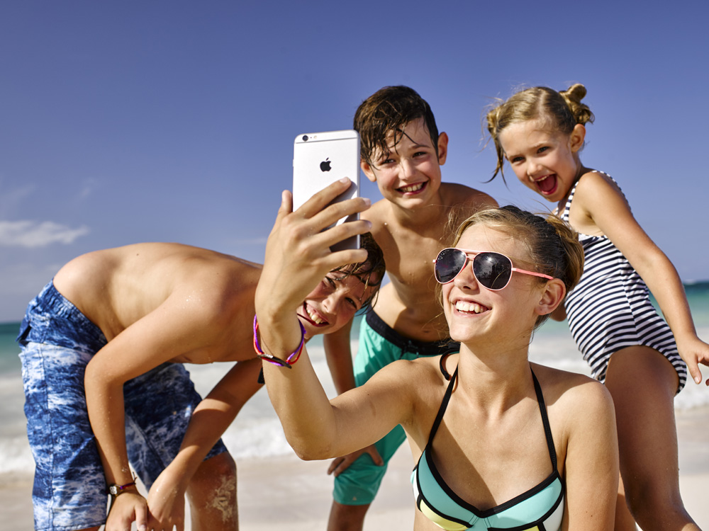 Beach_selfie_0065a